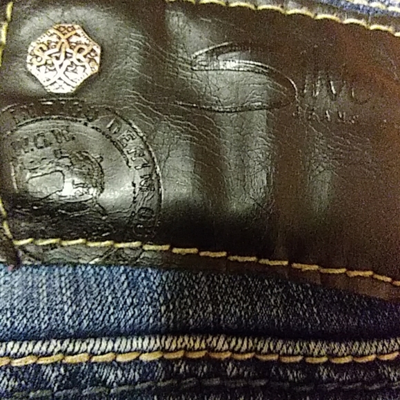 Silver 'Suki Super Stretch' Embroidered Jeans - Picture 6 of 8